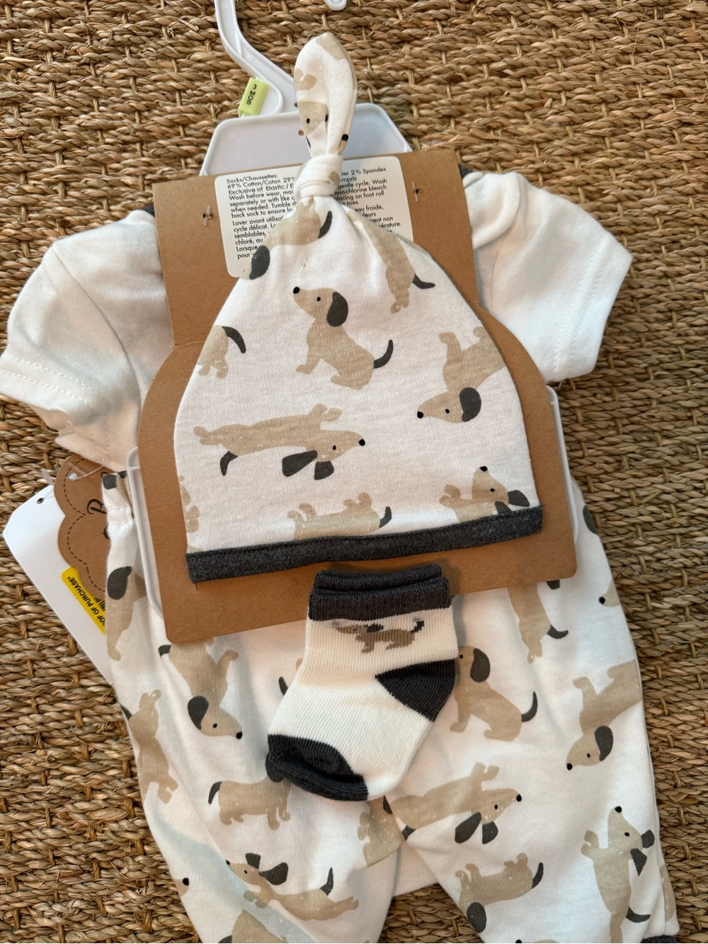 White & Charcoal 'My Best Friend Has Paws' One-Piece Set 3M NWT - Picture 2 of 2